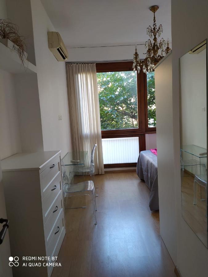 Vanity Apartment - 4 Bedrooms With 4 Bathrooms - Ac & Wifi Рим Екстериор снимка