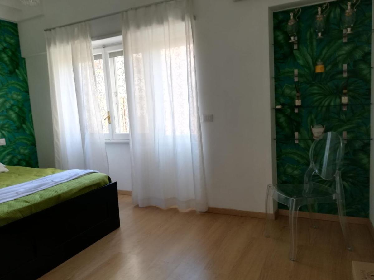 Vanity Apartment - 4 Bedrooms With 4 Bathrooms - Ac & Wifi Рим Екстериор снимка