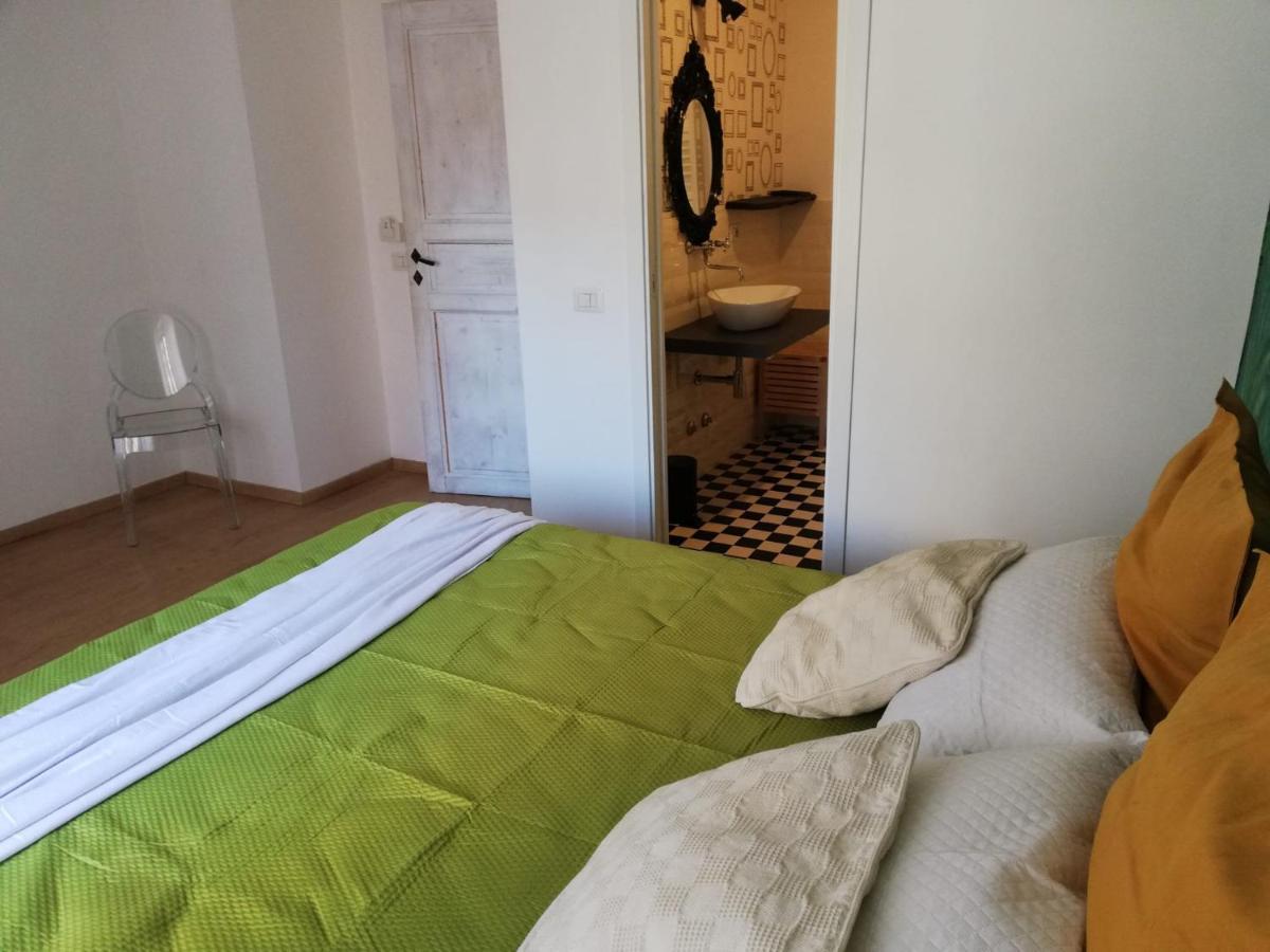 Vanity Apartment - 4 Bedrooms With 4 Bathrooms - Ac & Wifi Рим Екстериор снимка