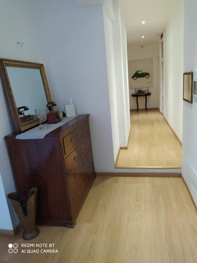 Vanity Apartment - 4 Bedrooms With 4 Bathrooms - Ac & Wifi Рим Екстериор снимка